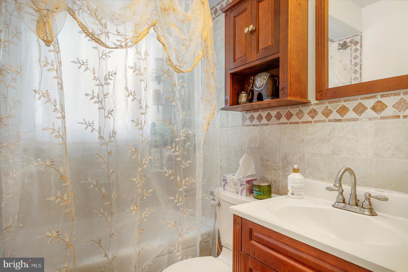 810 Cliffedge Road Pikesville, MD 21208 - Photo 18 of 39 Gallery Image 18