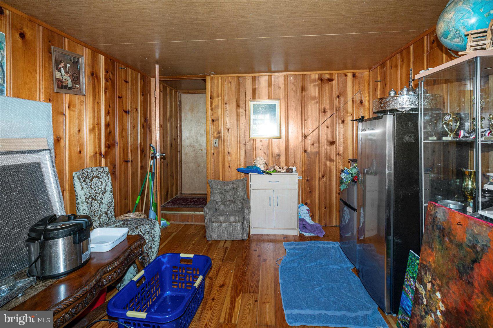 810 Cliffedge Road Pikesville, MD 21208 - Photo 34 of 39 Gallery Image 34