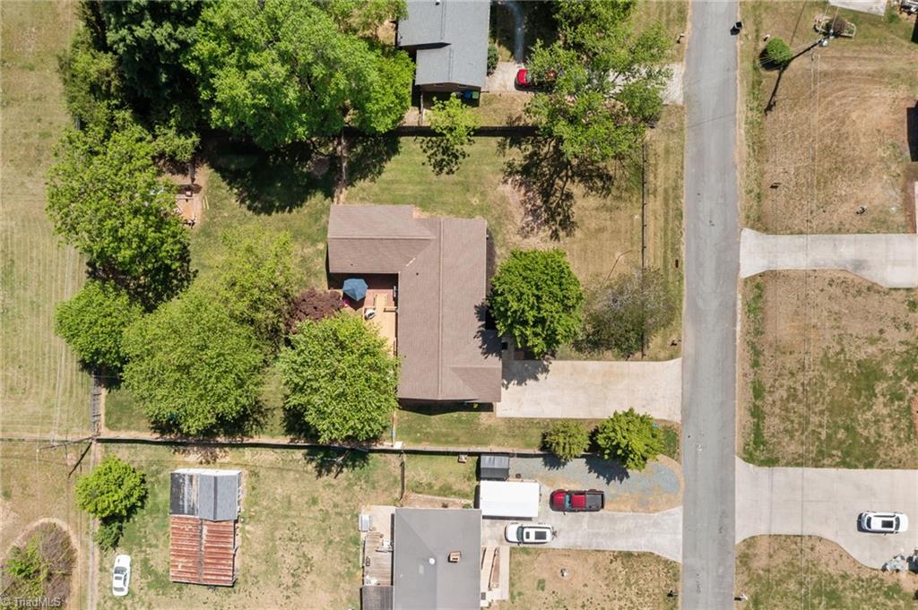 811 Wagoner Road Elon, NC 27244 - Photo 26 of 28