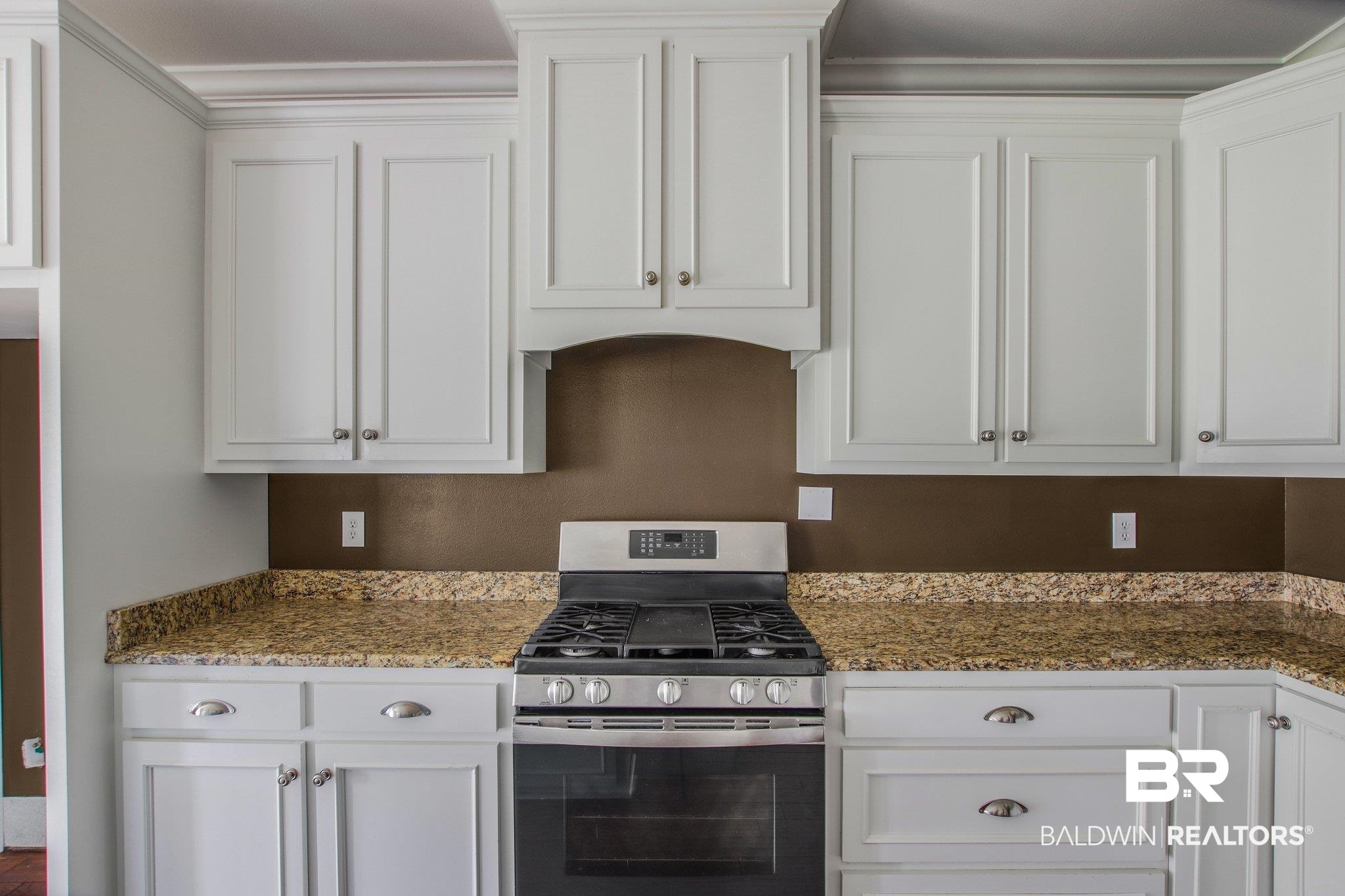 25064 Fairfax Road Daphne, AL 36526 - Photo 15 of 41 Gallery Image 15