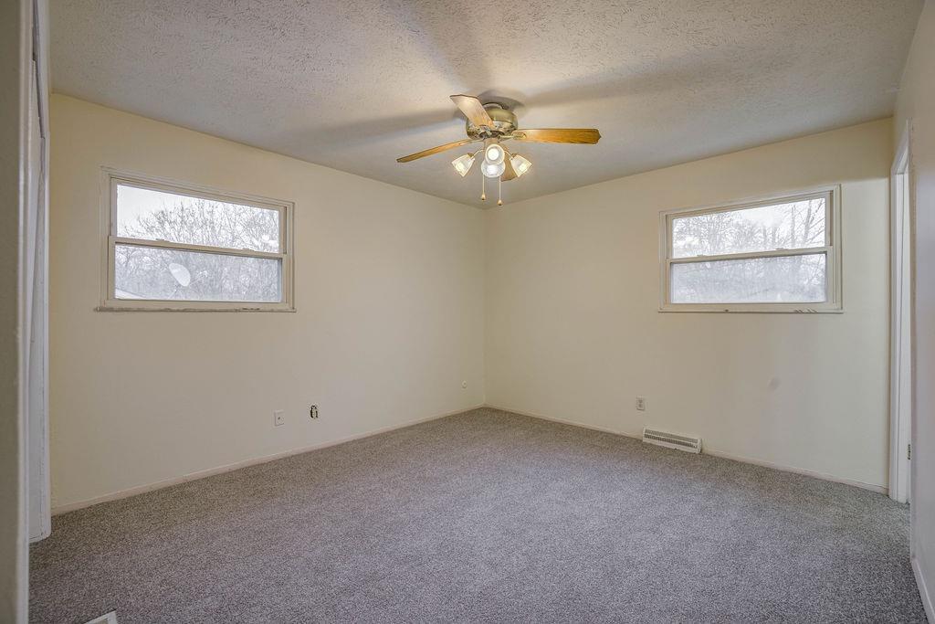 1347 Randomhill Road Cincinnati, OH 45231 - Photo 27 of 39 Gallery Image 27