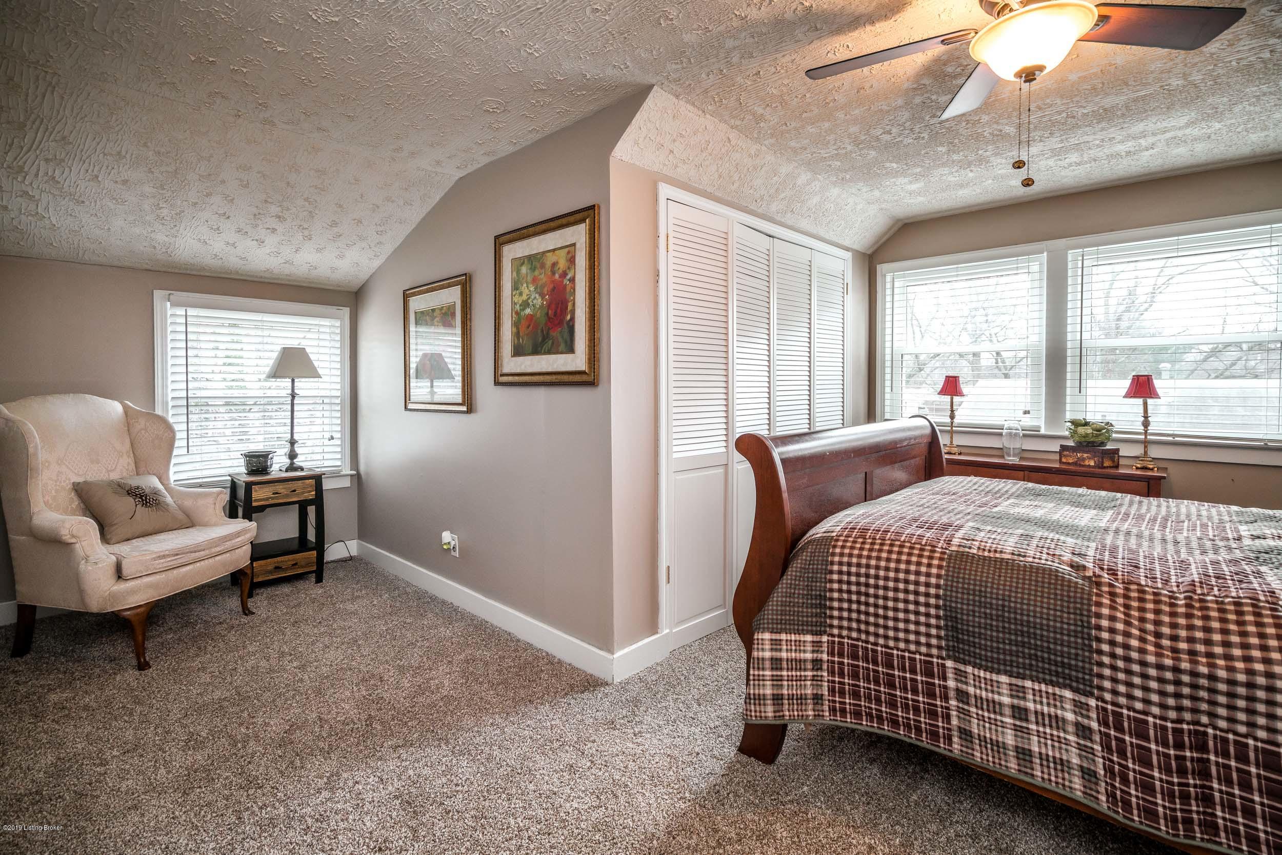 3100 Rosedale Boulevard Louisville, KY 40220 - Photo 31 of 43 3100 Rosedale Blvd-44