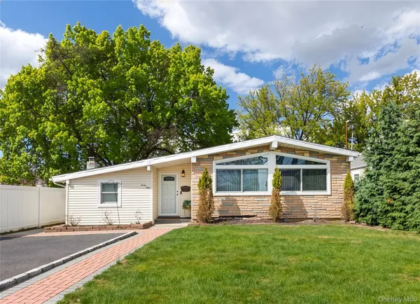 $575,000 | 49 Campbell Street, Patchogue, NY 11772