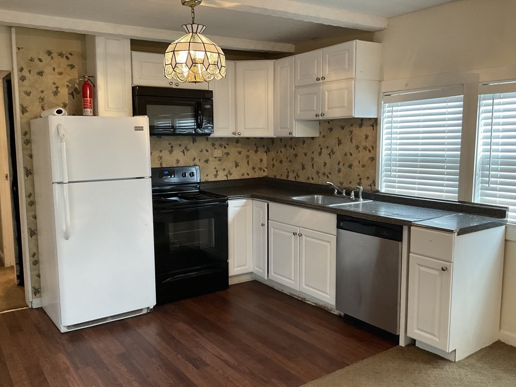 270 Littleton Road, Unit 137 Chelmsford, MA 01824 - Photo 3 of 16 Gallery Image 3