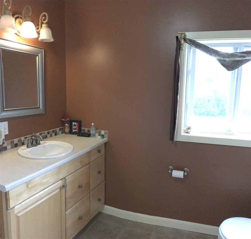 63 Stevens Road Effingham, NH 03882 - Photo 25 of 40