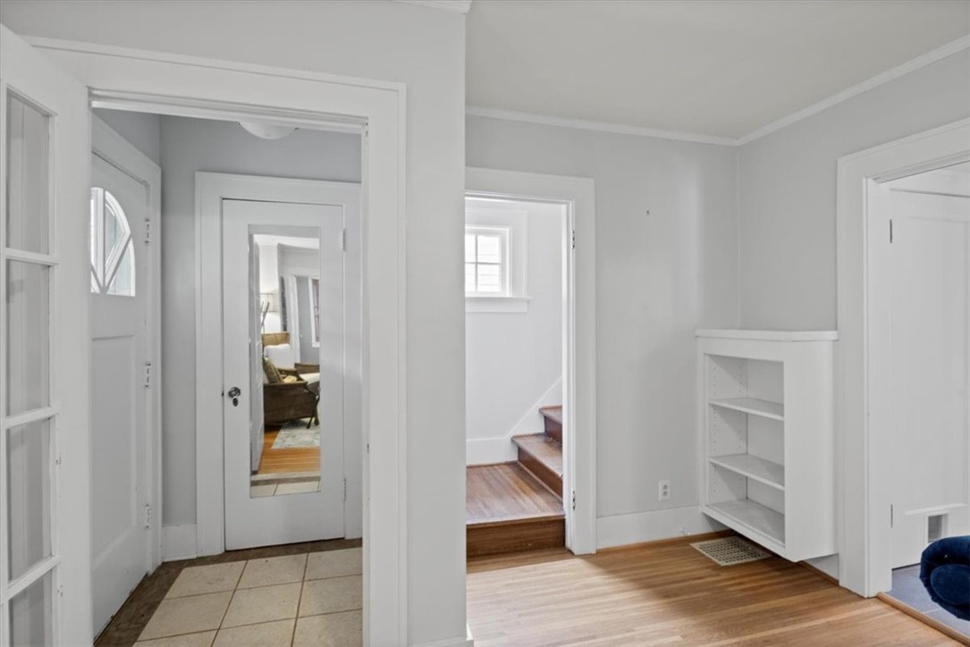 61 Fairfax Road Rochester, NY 14609 - Photo 16 of 34