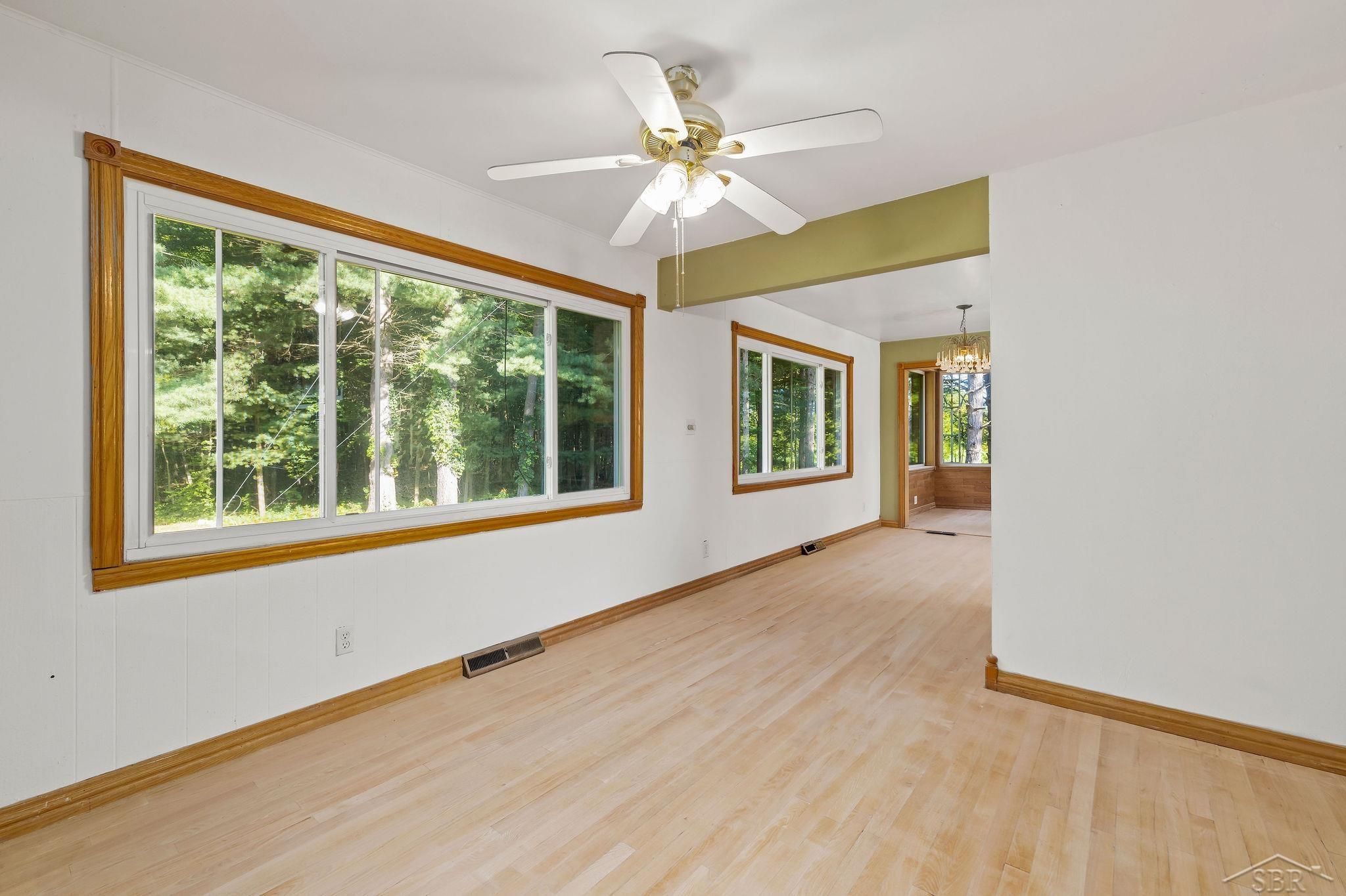 4211 Pruess Road Freeland, MI 48623 - Photo 30 of 58 50119276-29.JPG