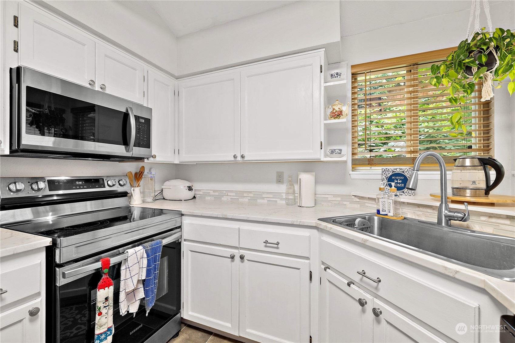 1555 Union Avenue Northeast, Unit 40 Renton, WA 98059 - Photo 8 of 20
