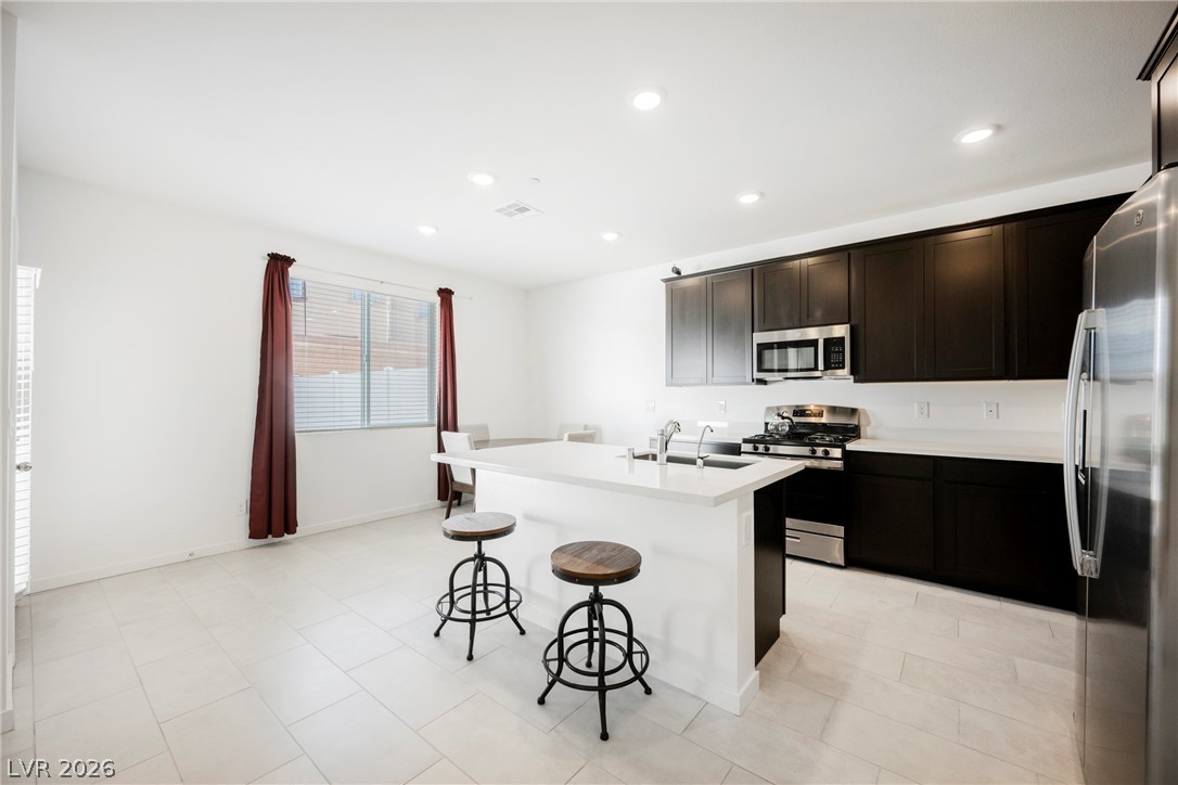 1048 Gabriela Ridge Lane Henderson, NV 89002 - Photo 11 of 49