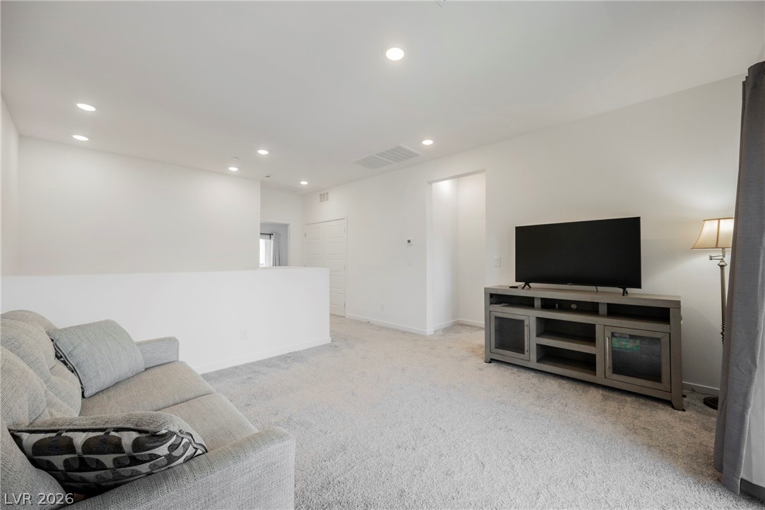 1048 Gabriela Ridge Lane Henderson, NV 89002 - Photo 29 of 49