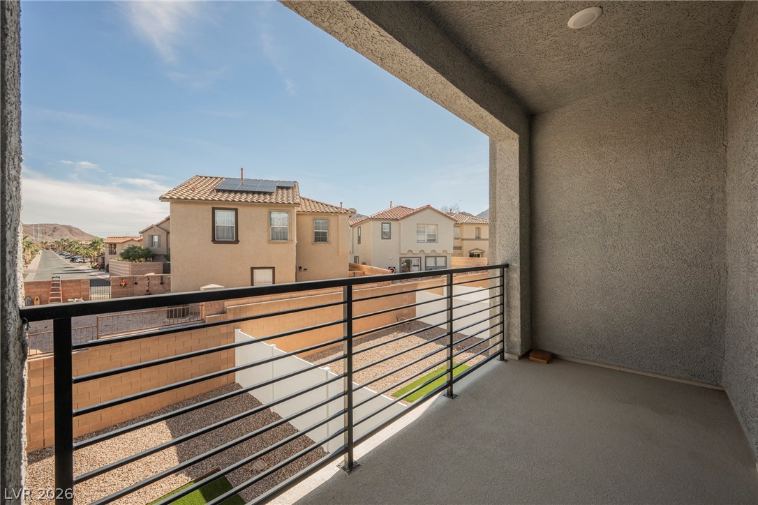 1048 Gabriela Ridge Lane Henderson, NV 89002 - Photo 31 of 49