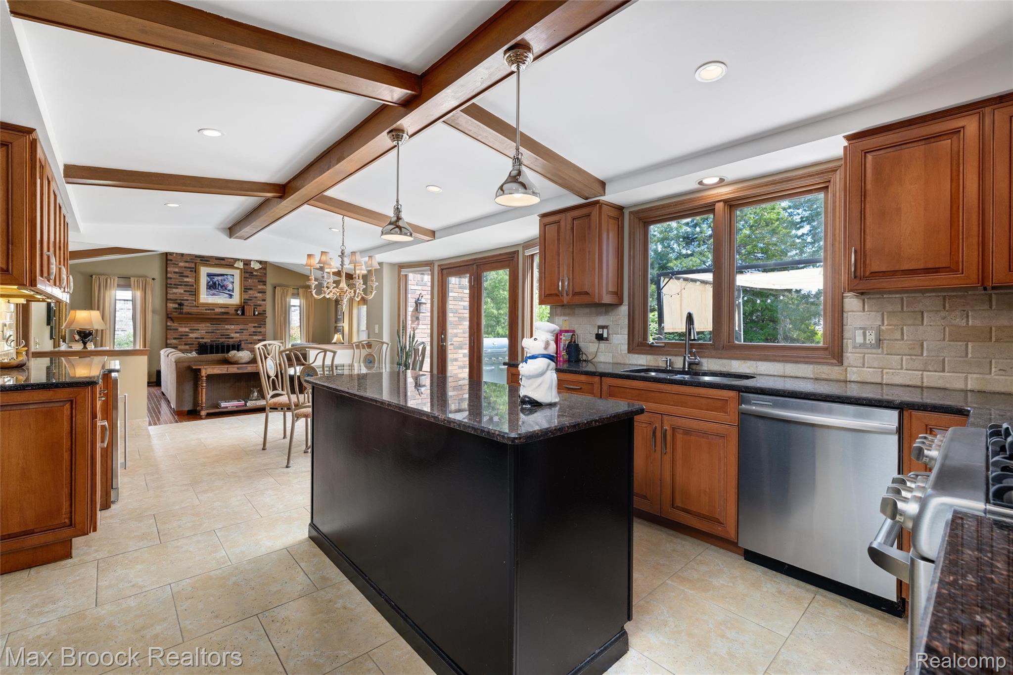 2773 Winter Park Road Rochester, MI 48309 - Photo 17 of 64 Kitchen