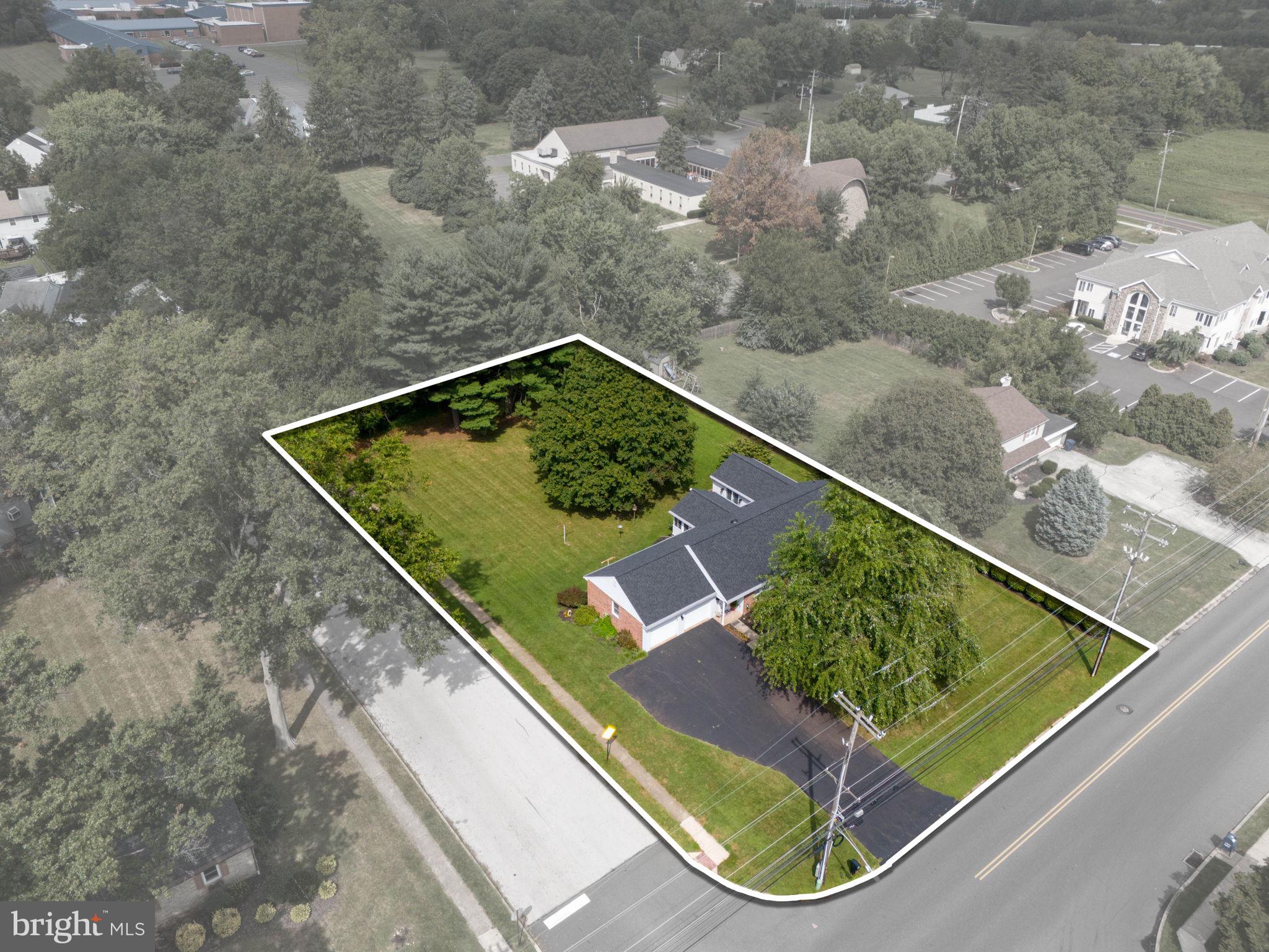 665 Vaughn Road Royersford, PA 19468 - Photo 3 of 48