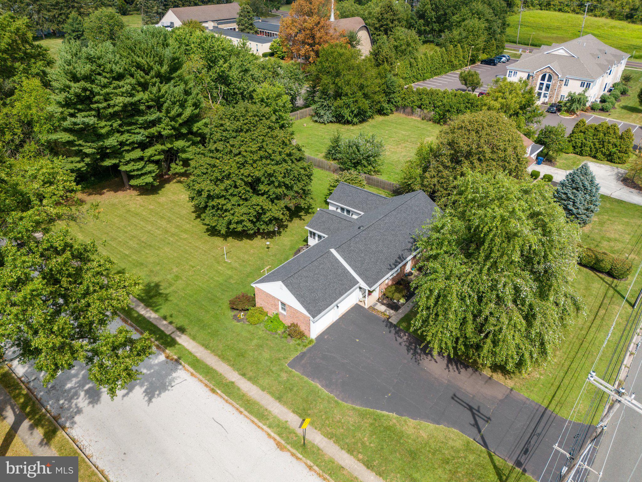 665 Vaughn Road Royersford, PA 19468 - Photo 6 of 48
