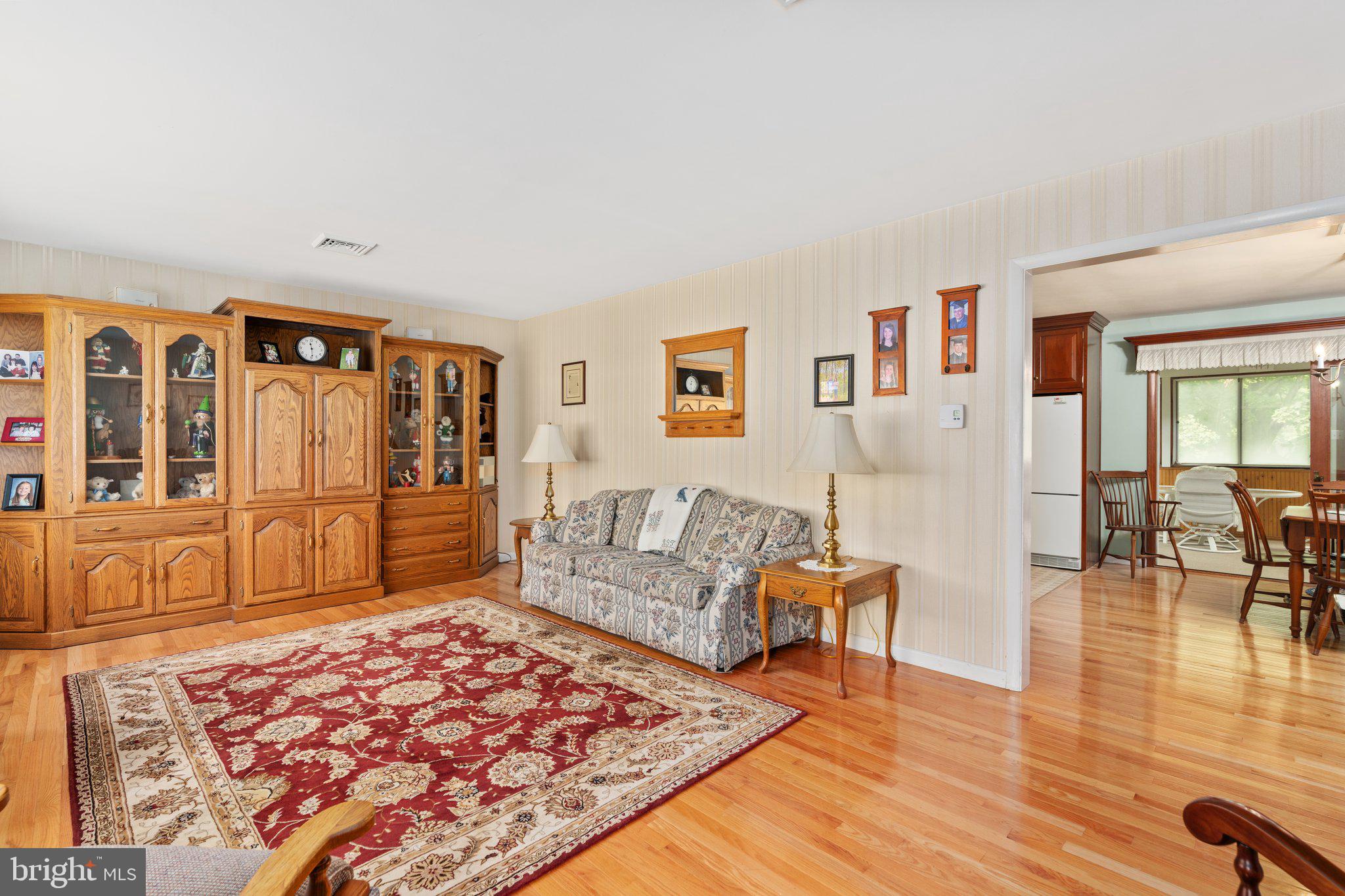 665 Vaughn Road Royersford, PA 19468 - Photo 7 of 48