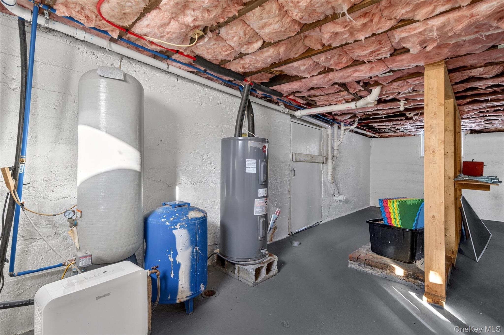 674 Sackett Lake Road Monticello, NY 12777 - Photo 20 of 28