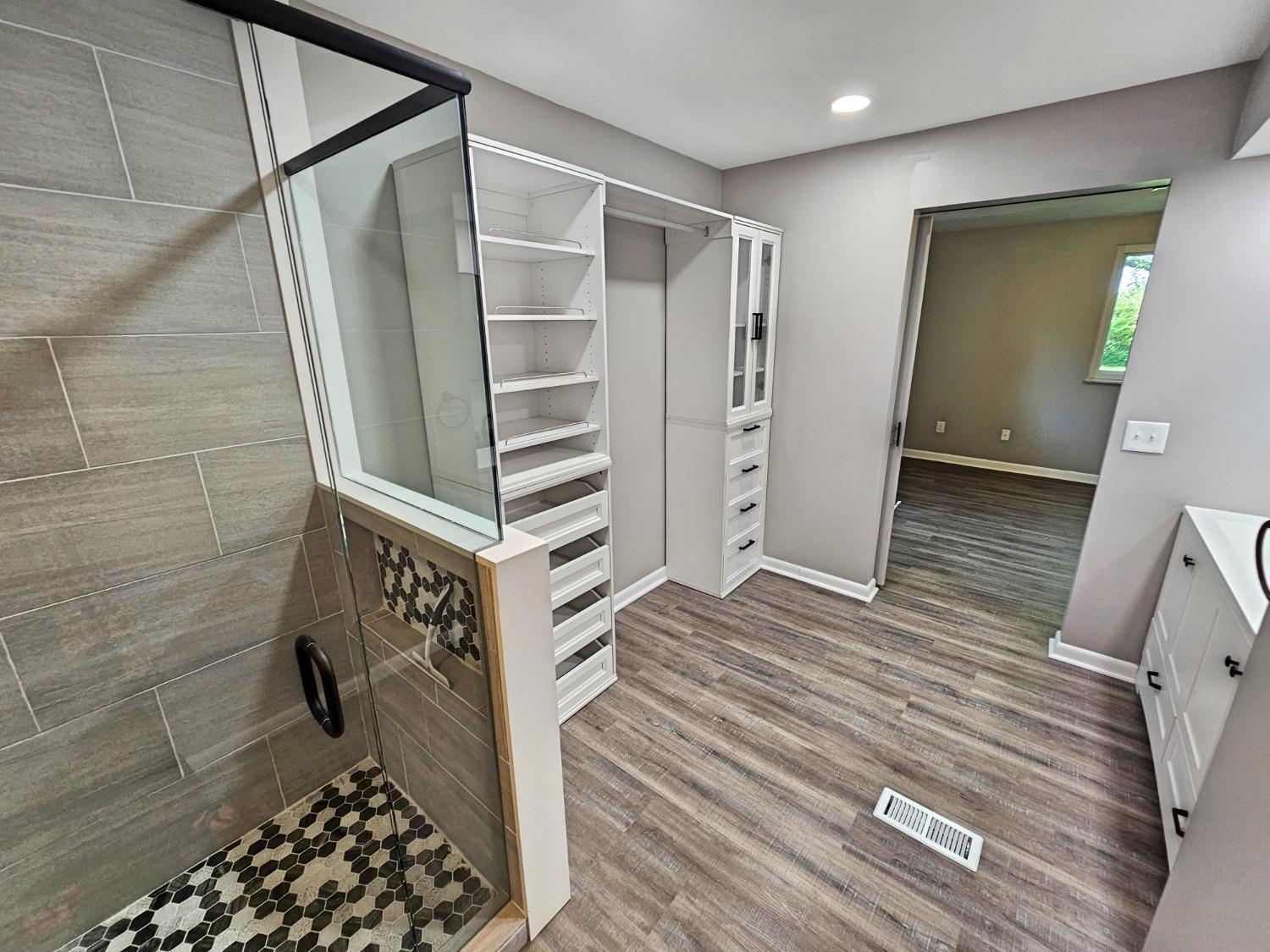 3850 Poole Road Cincinnati, OH 45251 - Photo 22 of 30 Gallery Image 22