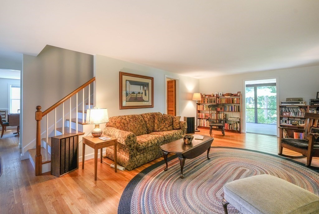 24 White Road Wayland, MA 01778 - Photo 10 of 16