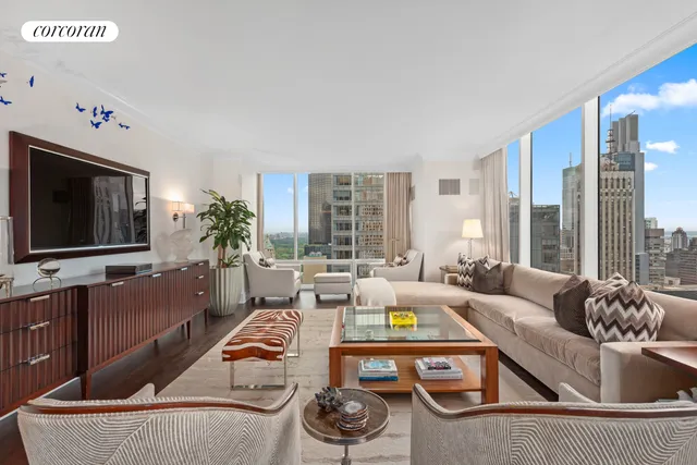 $3,950,000 | 641 5th Avenue, Unit 32D | Midtown East