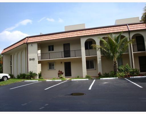 848 Southwest 9th St Circle, Unit 202 Boca Raton, FL 33486 - Photo 1 of 1 Active 1