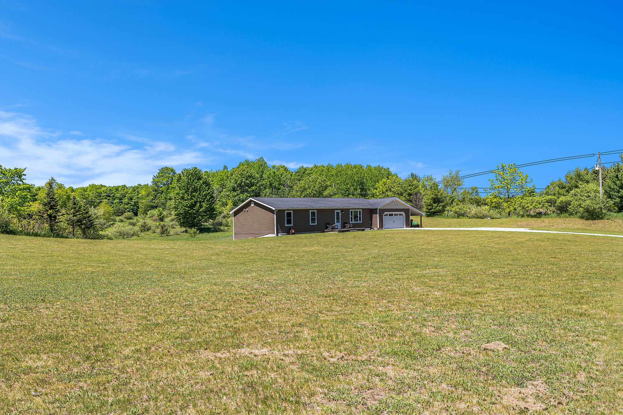 6544 Traverse Road Thompsonville, MI 49683 - Photo 3 of 27 001_p1020033