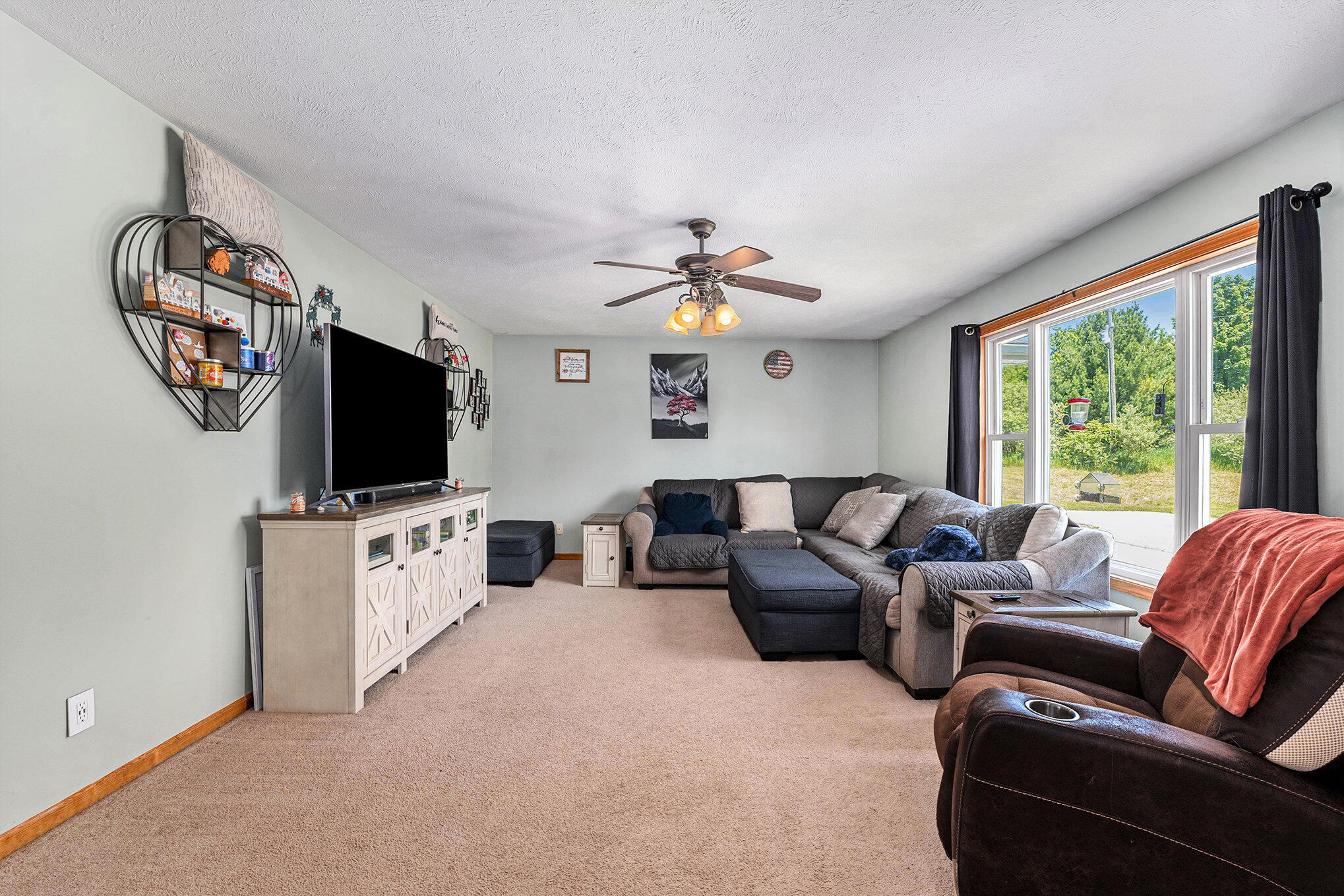 6544 Traverse Road Thompsonville, MI 49683 - Photo 6 of 27 005_p1020044