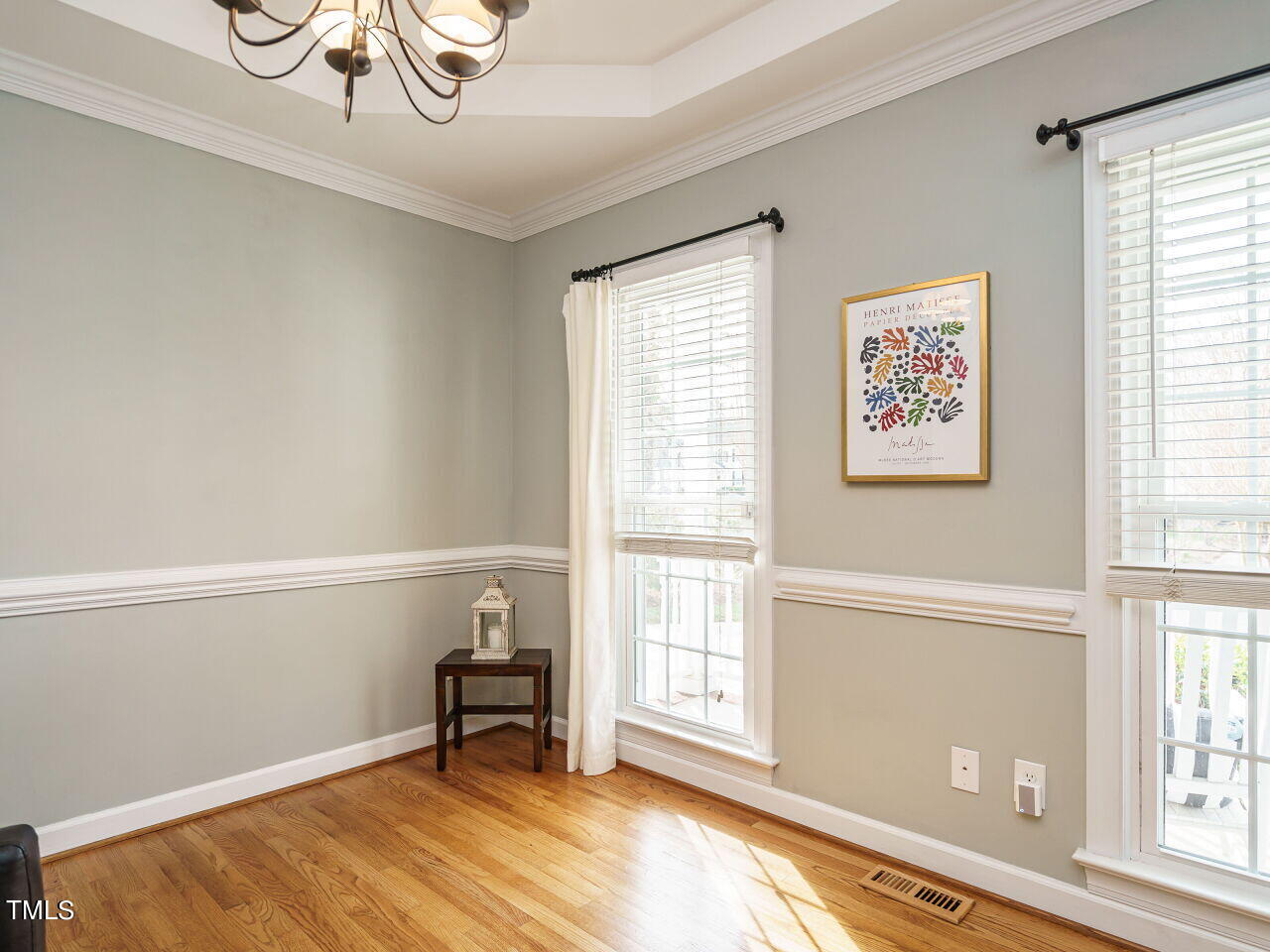 220 Custer Trail Cary, NC 27513 - Photo 8 of 31 a view of an empty room with a window