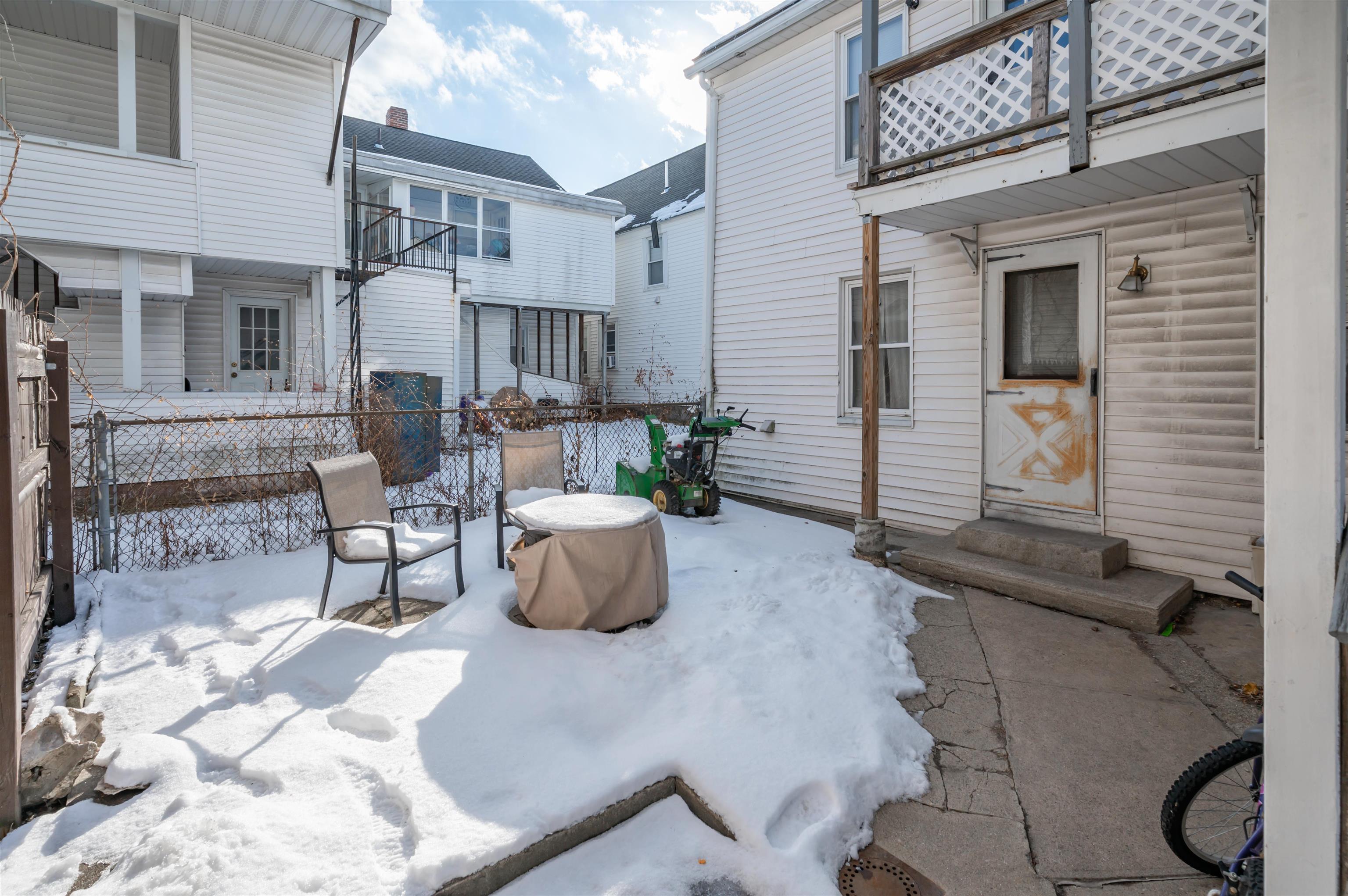 14 Pleasant Street Nashua, NH 03060 - Photo 11 of 32