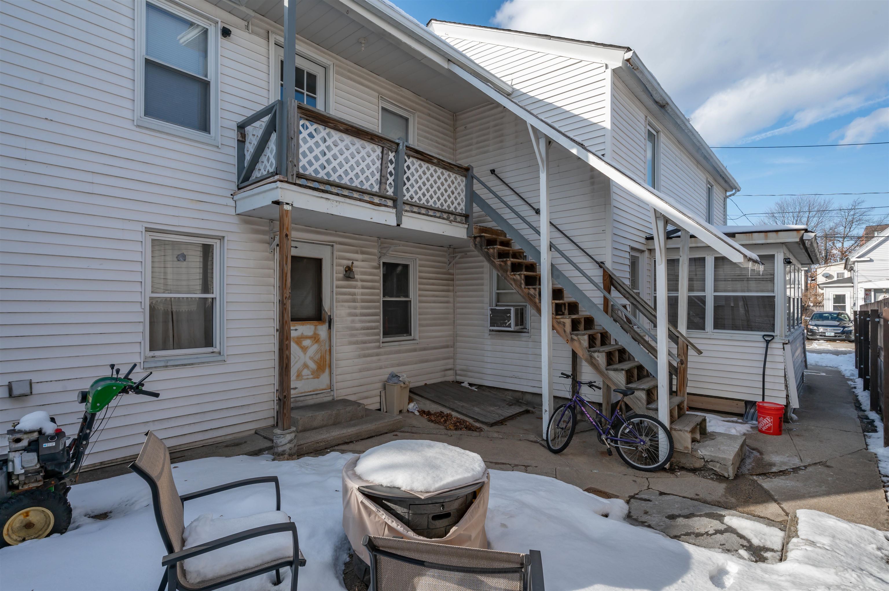 14 Pleasant Street Nashua, NH 03060 - Photo 12 of 32