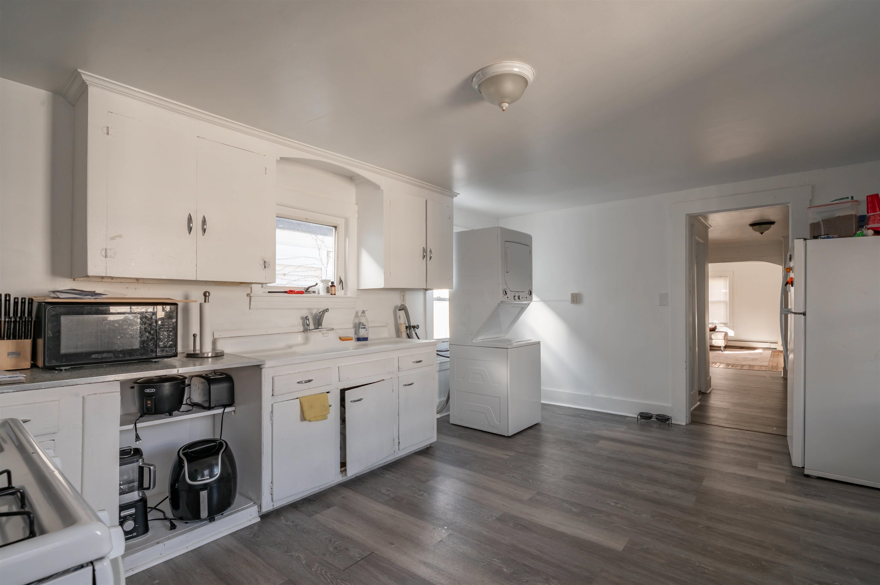 14 Pleasant Street Nashua, NH 03060 - Photo 18 of 32