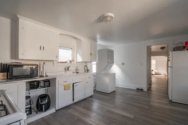 $415,000 | 14 Pleasant Street, Nashua, NH 03060