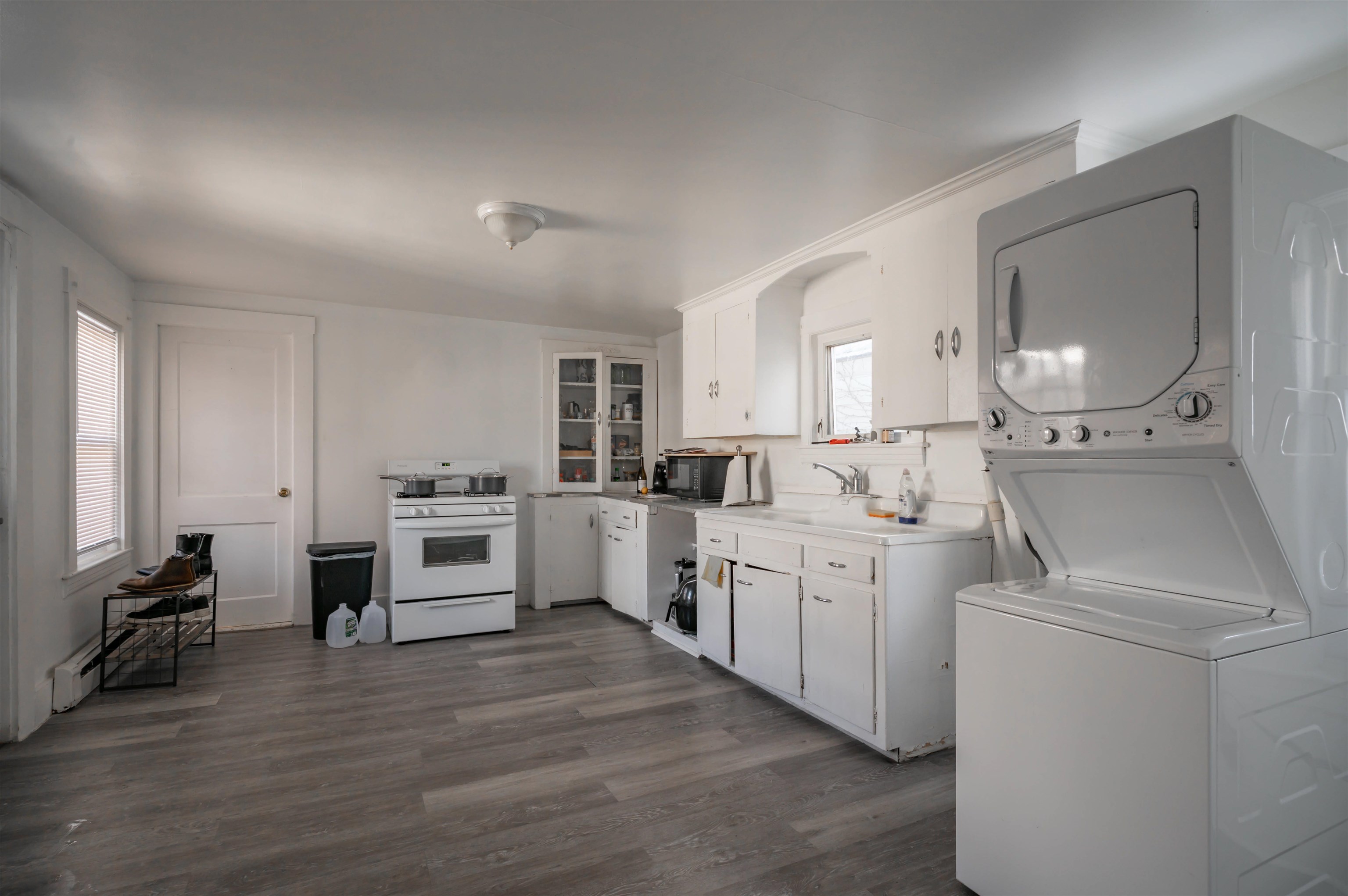14 Pleasant Street Nashua, NH 03060 - Photo 20 of 34
