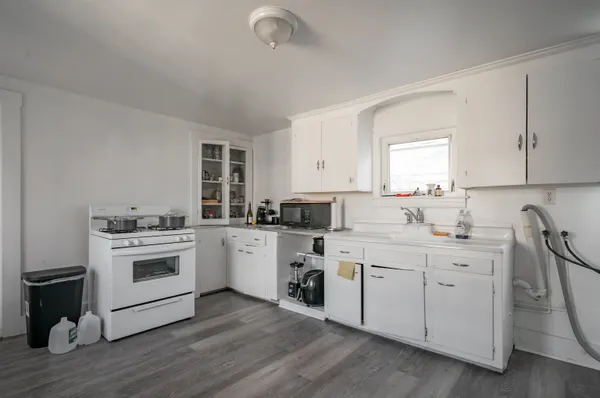 $415,000 | 14 Pleasant Street, Nashua, NH 03060