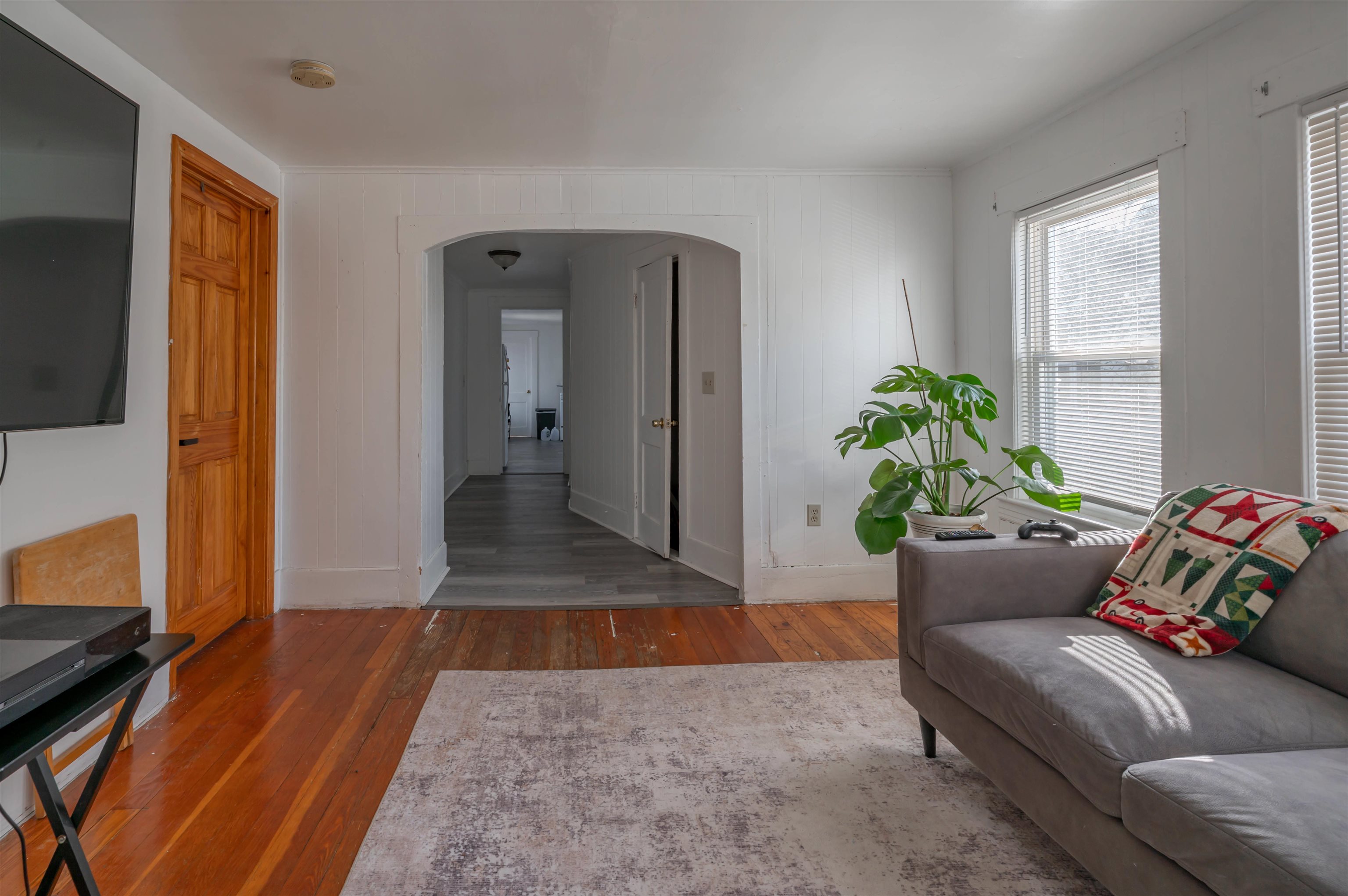 14 Pleasant Street Nashua, NH 03060 - Photo 26 of 34