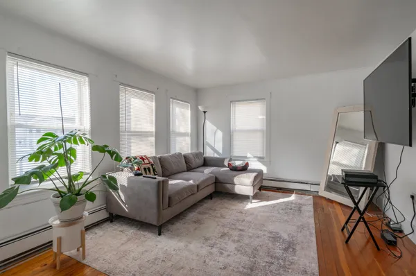 $415,000 | 14 Pleasant Street, Nashua, NH 03060