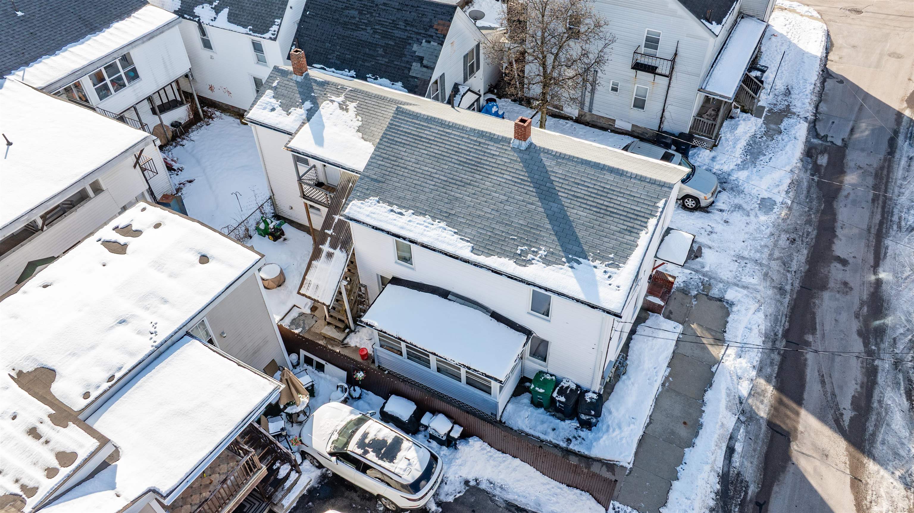 14 Pleasant Street Nashua, NH 03060 - Photo 6 of 32