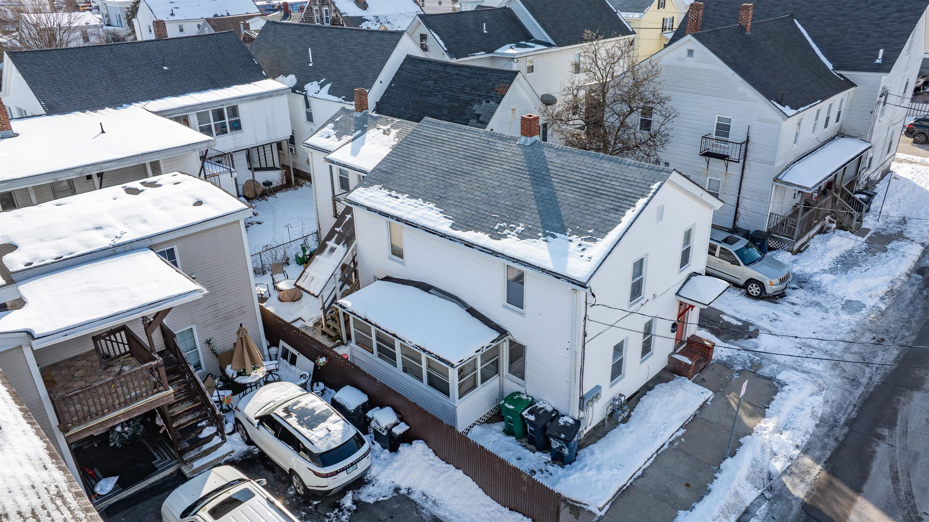 14 Pleasant Street Nashua, NH 03060 - Photo 9 of 32