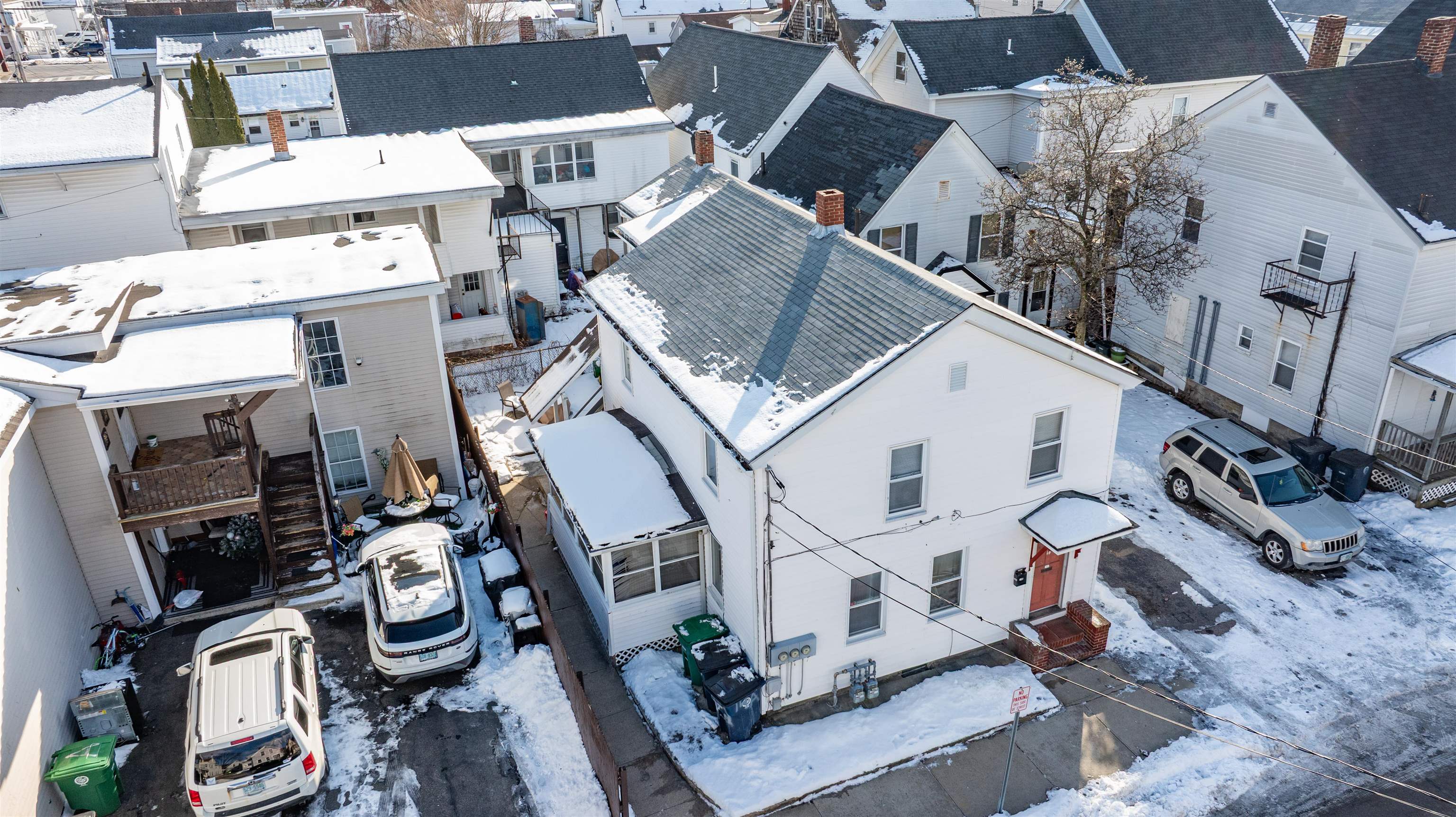 14 Pleasant Street Nashua, NH 03060 - Photo 10 of 32