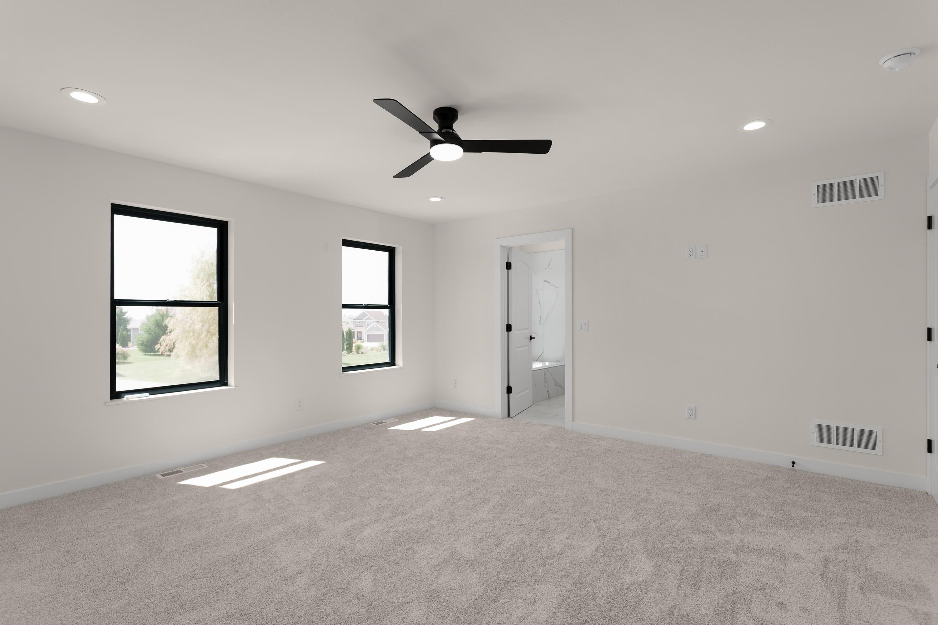7184 Pfeil Bend Sun Prairie, WI 53590 - Photo 38 of 65 Gallery Image 38