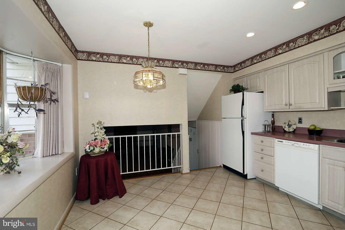 16604 Kipling Road Rockville, MD 20855 - Photo 13 of 29 Kitchen