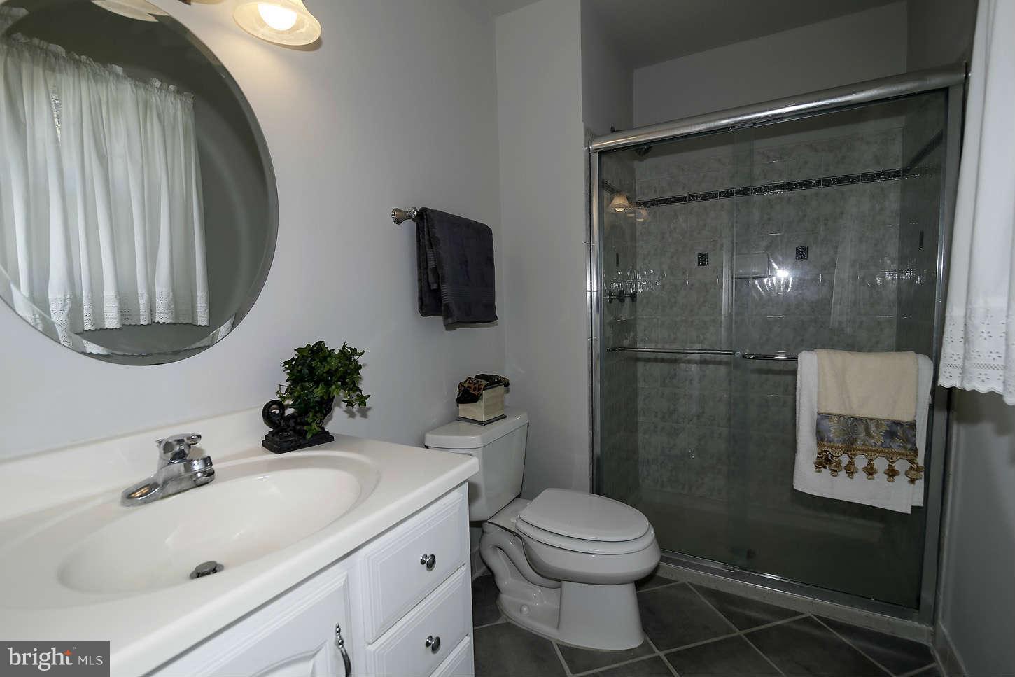 16604 Kipling Road Rockville, MD 20855 - Photo 22 of 29 Bath (Master)