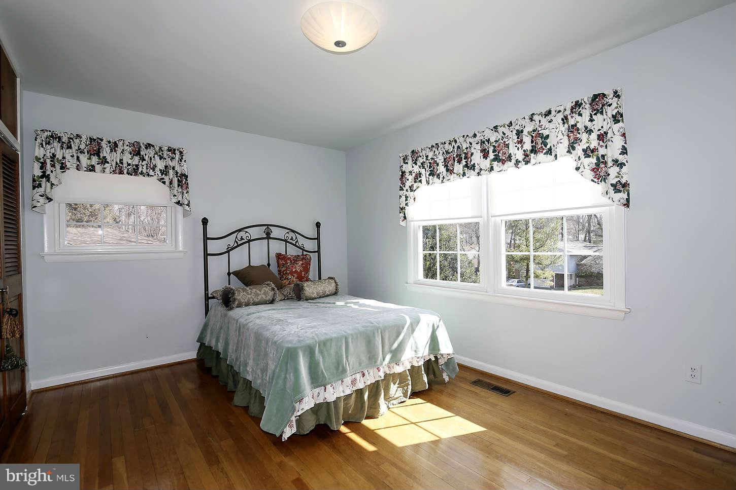 16604 Kipling Road Rockville, MD 20855 - Photo 24 of 29 Bedroom