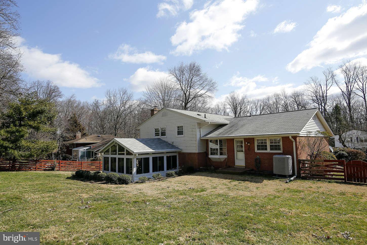 16604 Kipling Road Rockville, MD 20855 - Photo 29 of 29 Exterior (Rear)