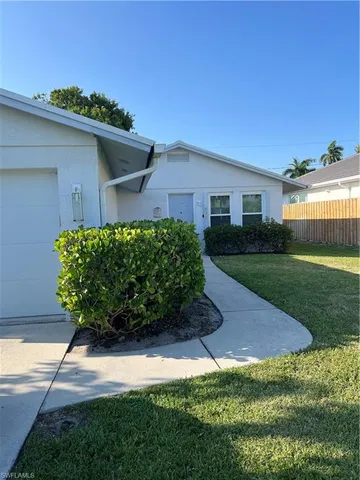 $5,500 | 671 100th Avenue North, Naples, FL 34108