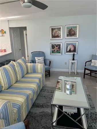 $5,500 | 671 100th Avenue North, Naples, FL 34108