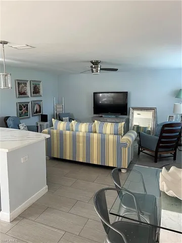 $5,500 | 671 100th Avenue North, Naples, FL 34108