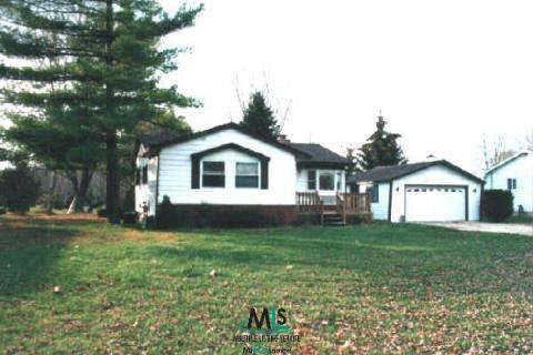 32300 Sutton Road New Baltimore, MI 48047 - Photo 1 of 5 614893.JPG