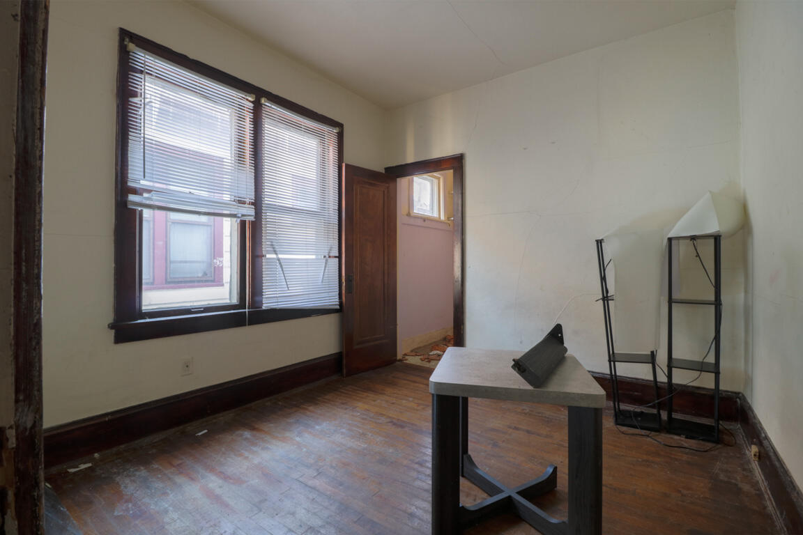 1271 North 43rd Street Milwaukee, WI 53208 - Photo 5 of 7 Bedroom