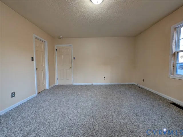 $159,900 | 308 Hicksford Avenue, Emporia, VA 23847