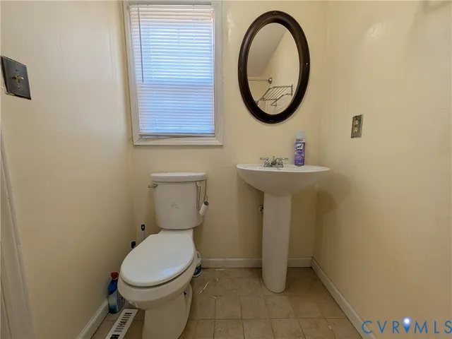 $159,900 | 308 Hicksford Avenue, Emporia, VA 23847